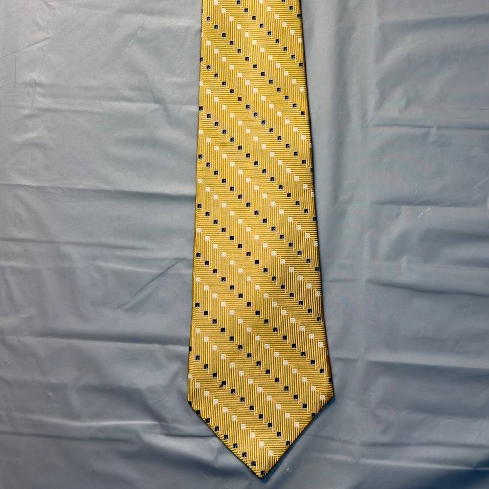 Van Heusen Men's Tie Collection - Yellow, Black, Green, Brown - Picture 3 of 10
